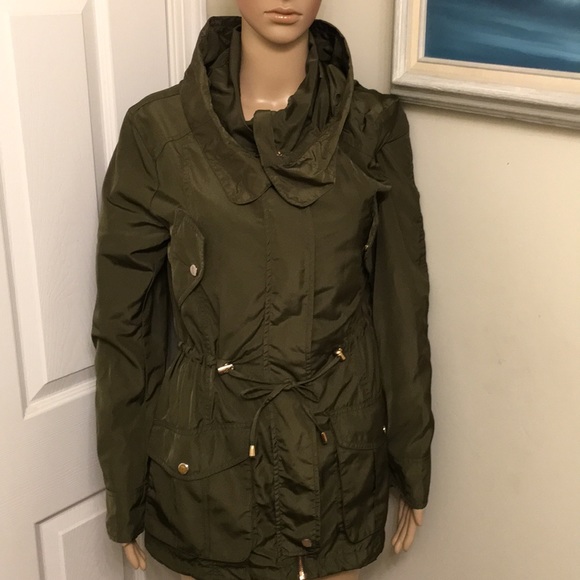 NWOT CB Green Outwear Trench Coat Hoodie. Size: M - Picture 6 of 8
